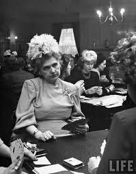 women playing bridge